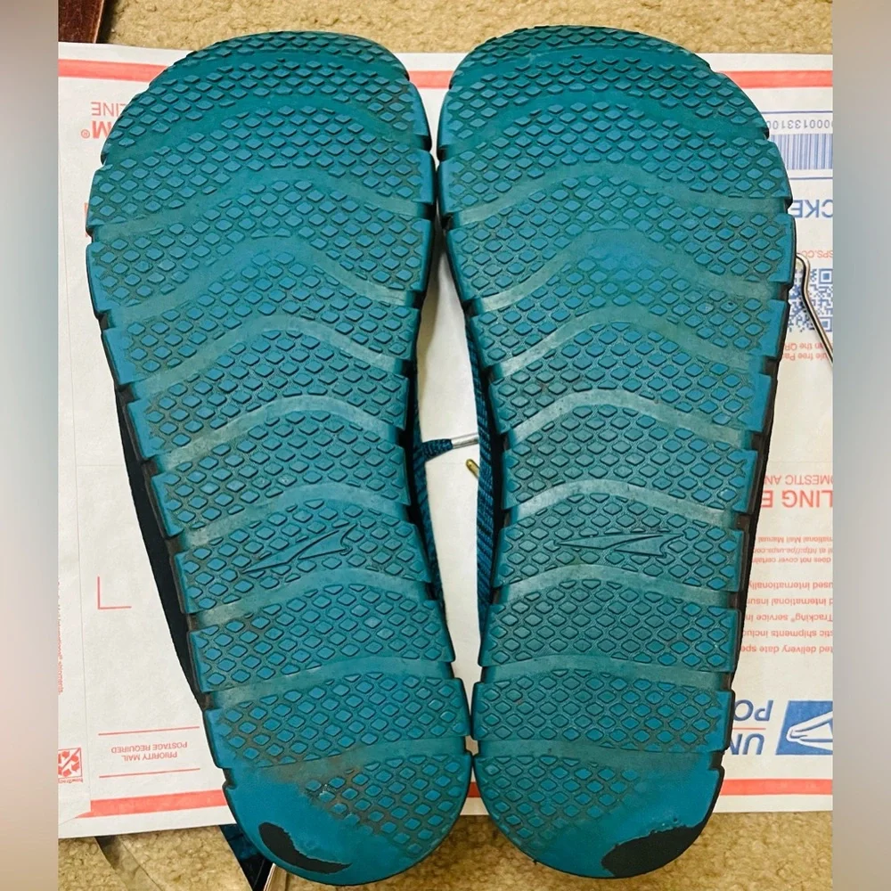 Altra Vali Teal Blue Black Running Walking Shoes Men’s 10.5 AFW1884A-40 - Picture 6 of 7